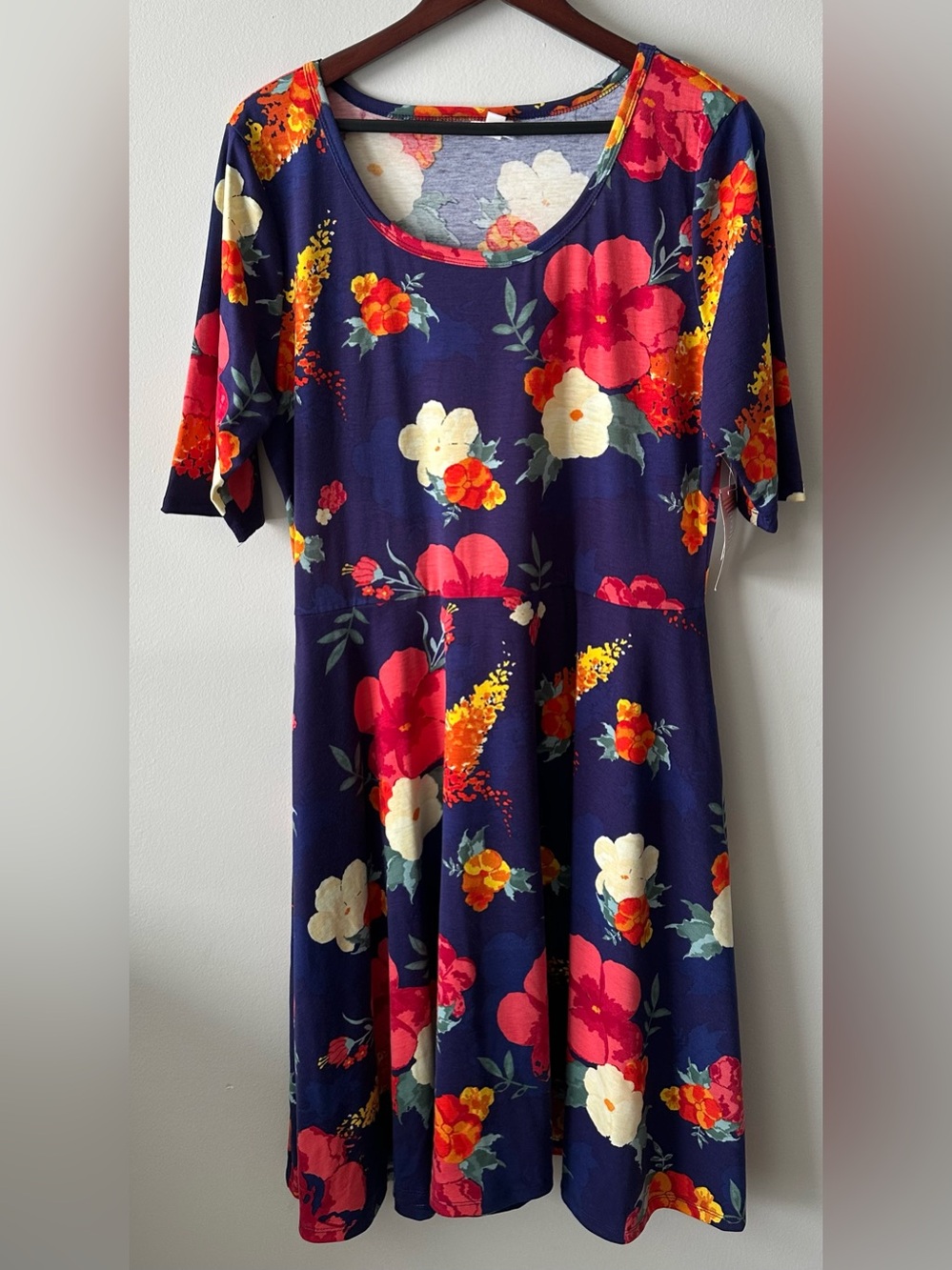 Lularoe 3xl Nicole dress nwt floral, pockets